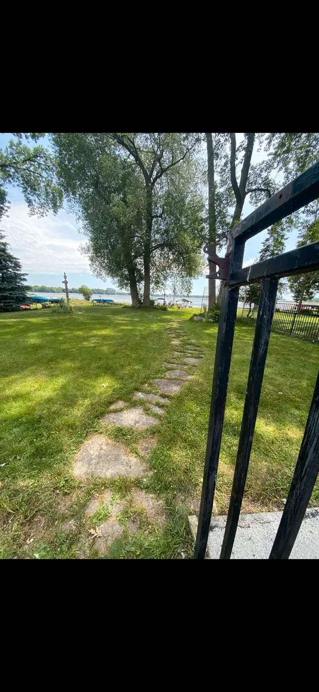Lake Simcoe Cottage for Rent in Orillia in Ontario in Canada - Image 10