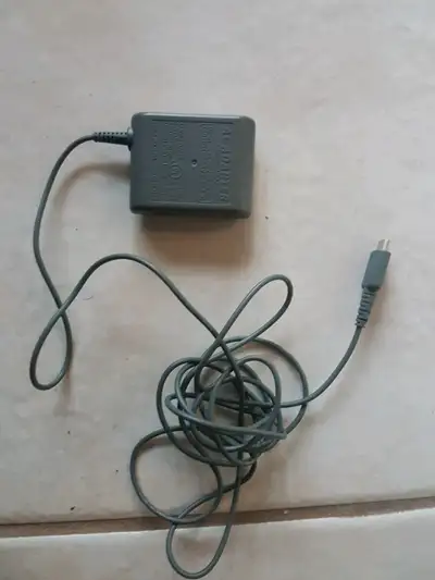 Nintendo DS Lite charge cable It works. $10 FIRM