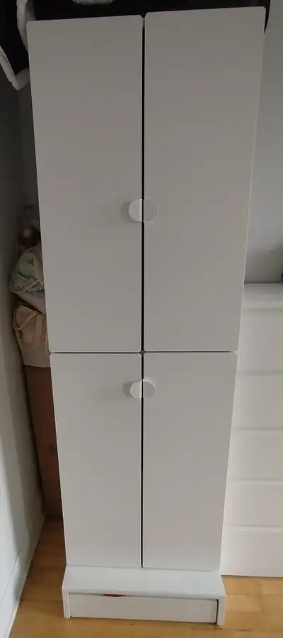 Deux armoires-penderies IKEA SMÅSTAD, View more