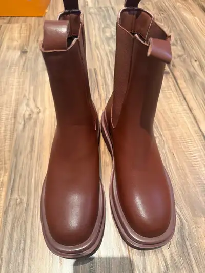 Brand New Women Brown Chelsea Mid-Calf Boots-Size 6.5, View more