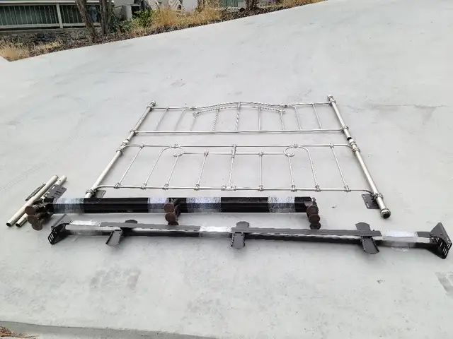 CAL KING BED FRAME in Beds & Mattresses in Kelowna - Image 3