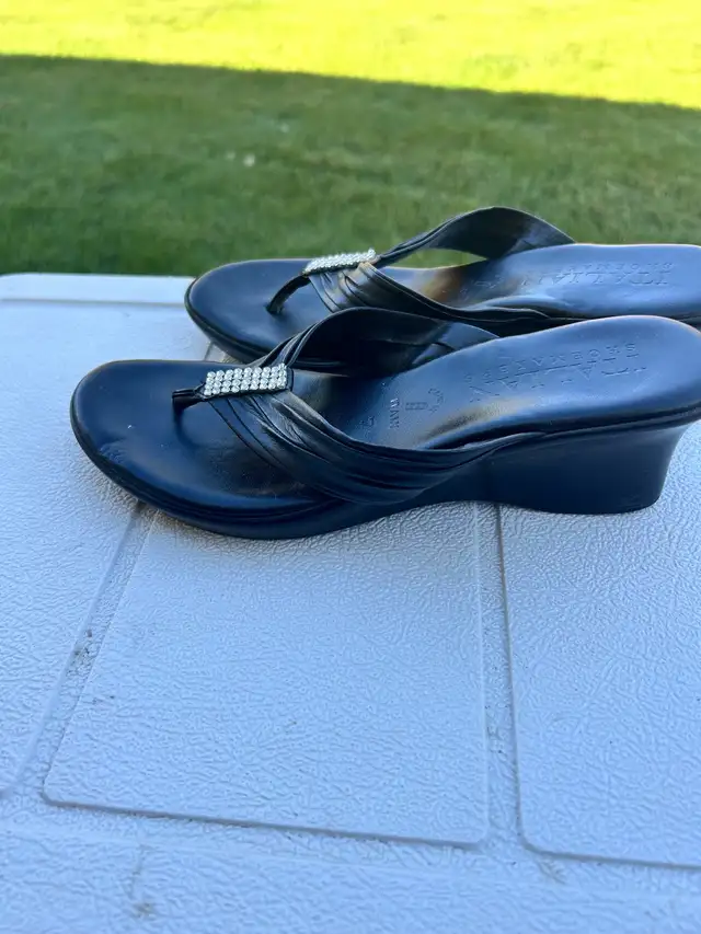 Women’s Shoes in Women's - Shoes in Edmonton - Image 6