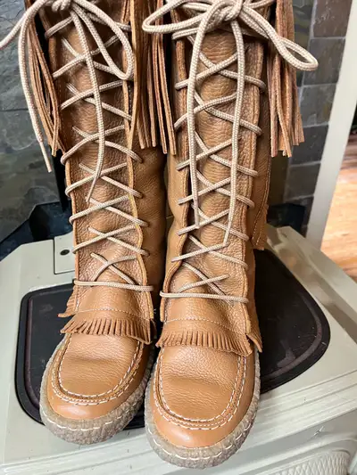 Womens 6.5-7 Tall Leather Fringed Muk Luk Boots, View more