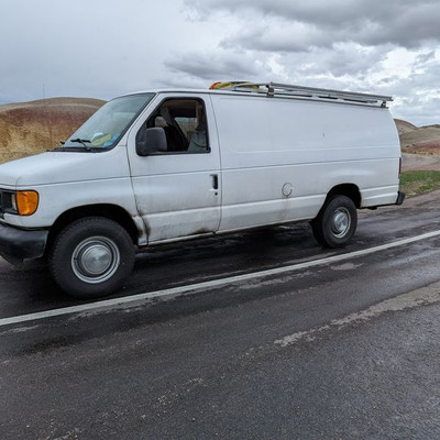 2005 Ford E250 Super Duty Cargo