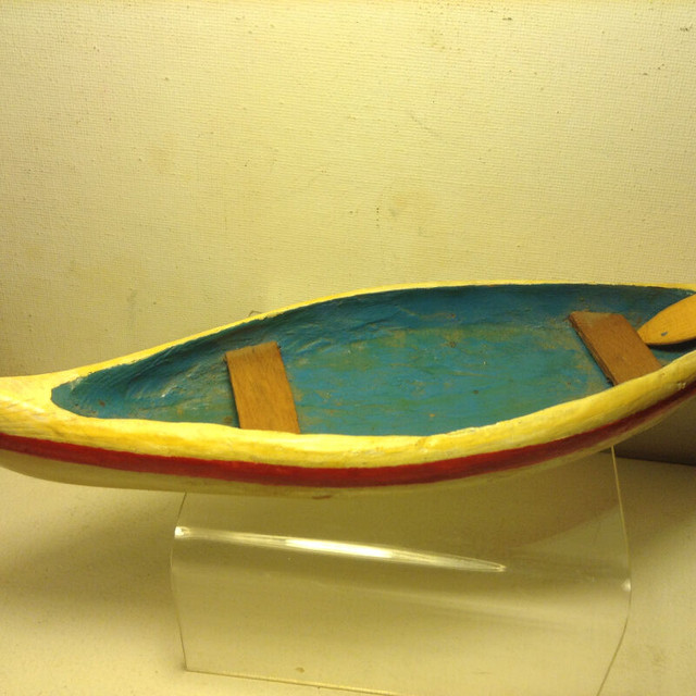 Antiques Canoe Length : 9 inch in Arts & Collectibles in Vancouver