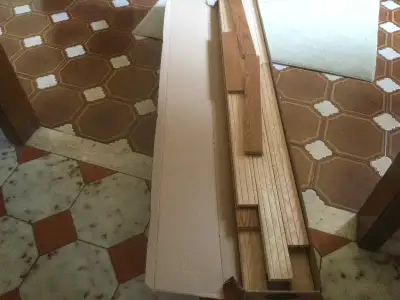 BOIS EN CHÊNE ROUGE, View more