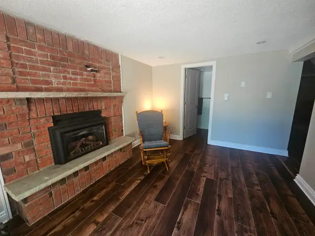 1 bedroom 1 bath walkout basement apartment in Long Term Rentals in Mississauga / Peel Region - Image 21