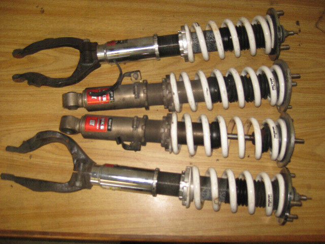 04 05 06 07 08 ACURA TSX 2.4L K24A HKS COILOVERS SUSPENSION JDM dans Autres pièces et accessoires  à Ville de Montréal