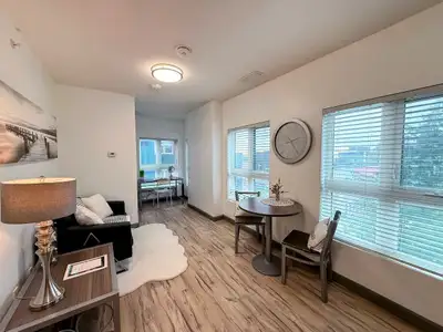 Spacious 1 Bed + 1 Bath unit with bright living room and bedroom ‍ 8-minute walk to UW, 5 minutes to...