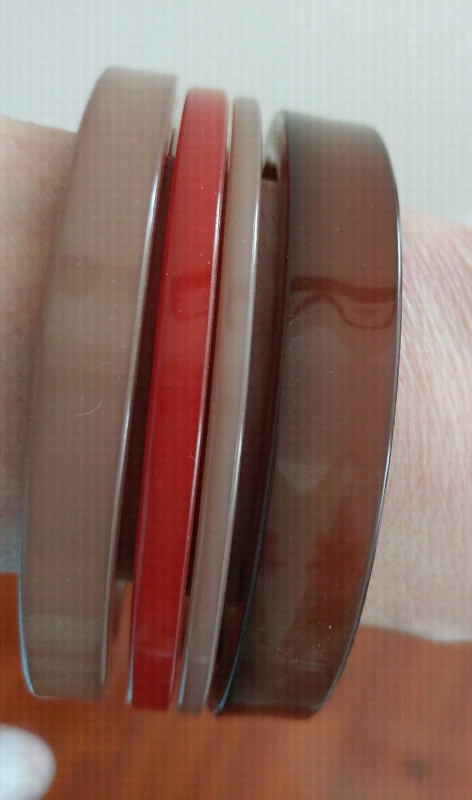 9  bracelets différents  in Garage Sales in City of Montréal - Image 6