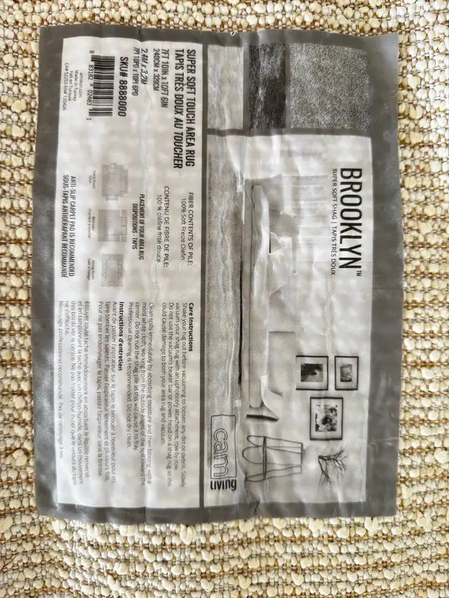 Brooklyn Rug in Rugs, Carpets & Runners in Ottawa - Image 3
