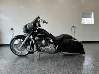 Harley-Davidson FLHX bagger