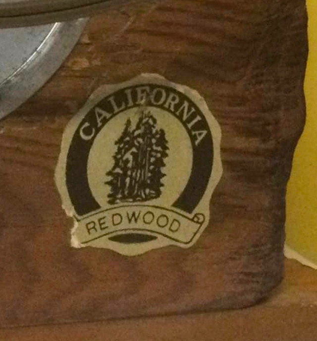Vintage California redwood clock in Home Décor & Accents in Moncton - Image 4