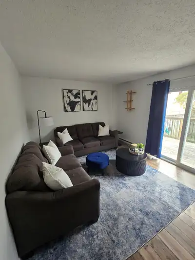 Features: • [3] bedrooms, [1.5] bathrooms • Bright, living and dining area • kitchen with stainless...