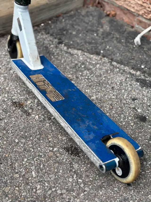 Street Kick Scooter in Scooters & Pocket Bikes in City of Toronto - Image 5
