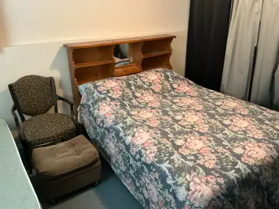 Room For Rent in Eastview
