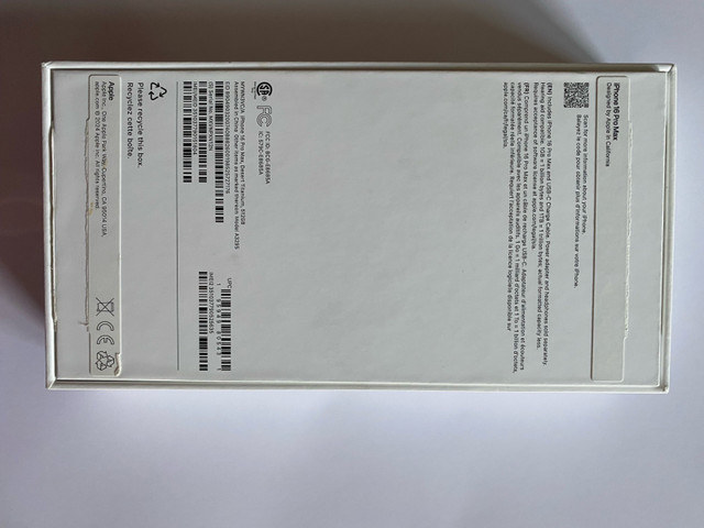 iPhone 16 pro max 512GB in Cell Phones in Markham / York Region - Image 4