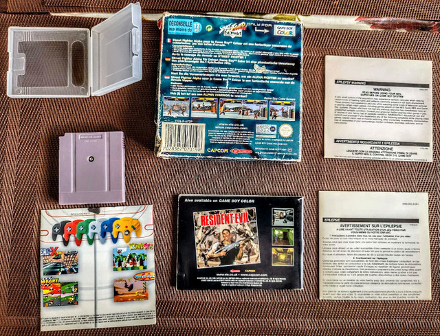 Street Fighter Alpha warriors dreams Gameboy color boîte origina dans Consoles classiques  à Ville de Montréal - Image 2