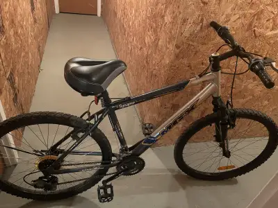 velo de montagne, View more