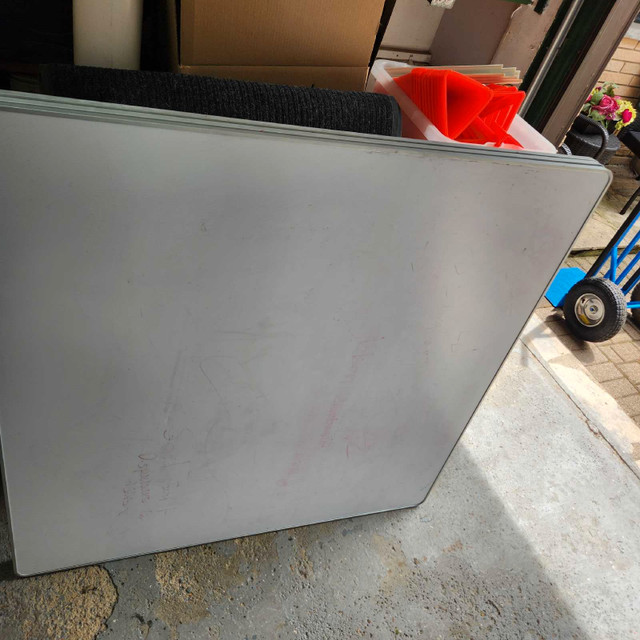4 x 4 White Board in Other Business & Industrial in Hamilton