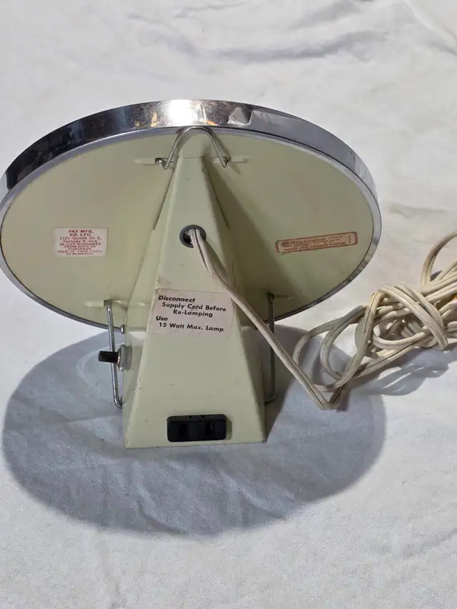 Vintage 50s Chrome Lighted Mirror | Pax MFG Toronto | MidCentury in Kitchen & Dining Wares in Ottawa - Image 5