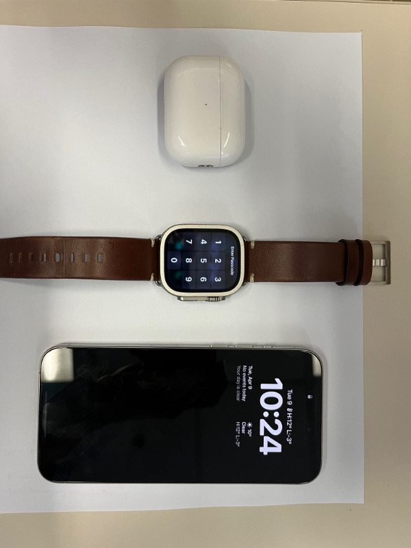 Apple watch ultra 2 and Airpods pro in Cell Phones in Calgary - Image 3