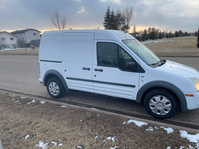 Ford transit connect  in Cars & Trucks in Edmonton - Image 2
