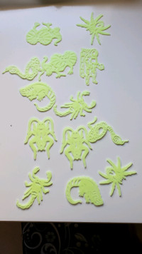 13 pcs glow in the dark fluorescent plastic animals