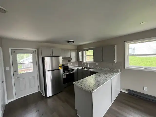 2 bedroom apartment in Long Term Rentals in Cape Breton - Image 4