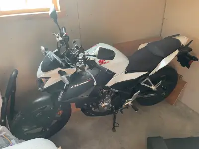 White Honda CB300F for sale. Low km's, wanting to upgrade bikes. Bike has ABS, never dropped or been...