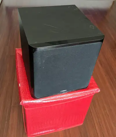 Yamaha Wireless Subwoofer NS-WSW40 (for Yamaha Soundbar), View more