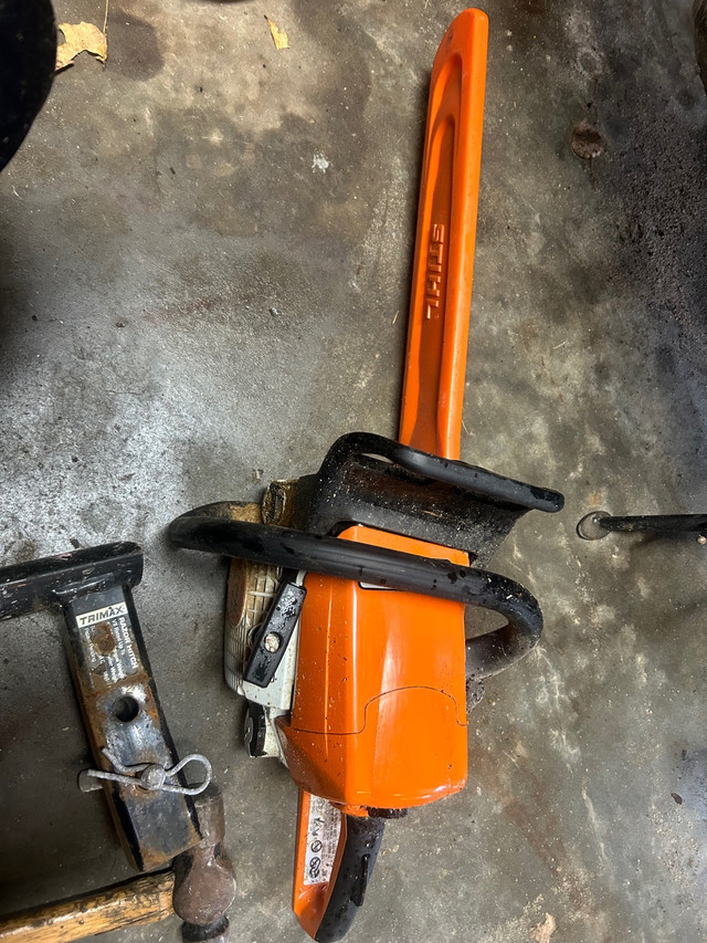 Stihl ms250 like new  in Lawnmowers & Leaf Blowers in Muskoka - Image 2