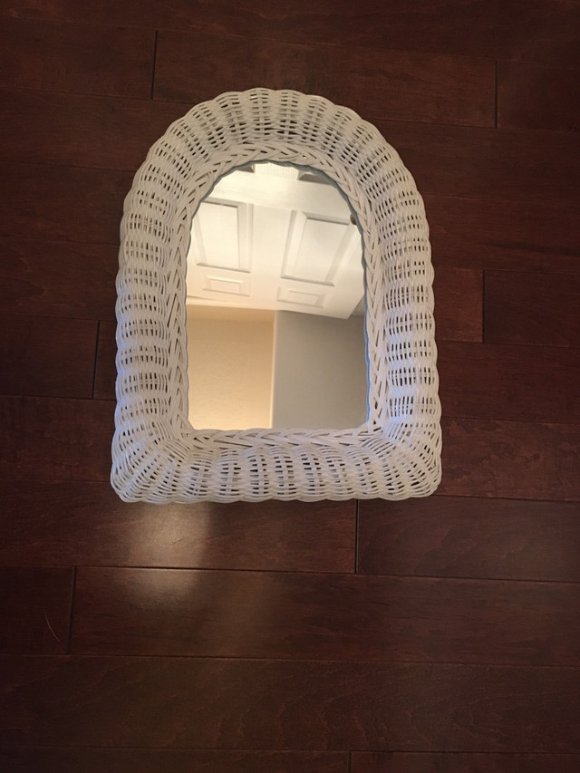 White Wicker Mirror - Reduced in Home Décor & Accents in Belleville