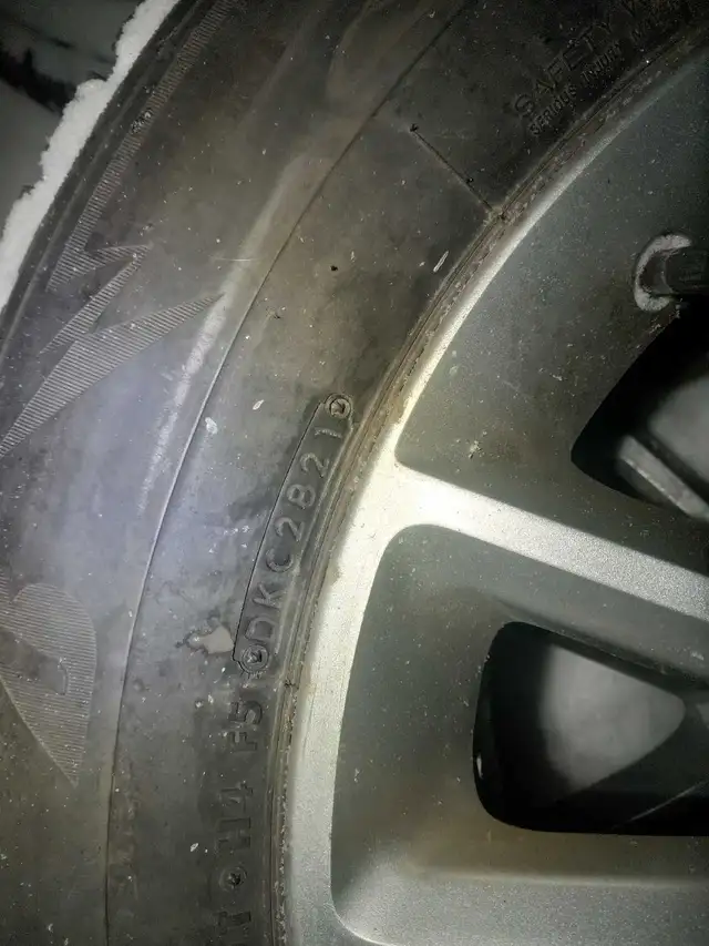 Dodge Grand Caravan winter tires with wheels in Tires & Rims in St. Albert - Image 5