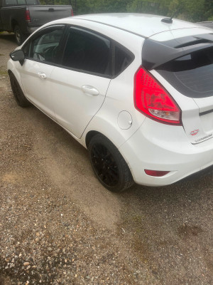 2013 Ford Fiesta Titanium