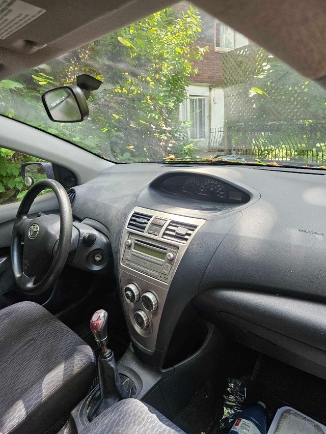 Toyota Yaris — photo 3