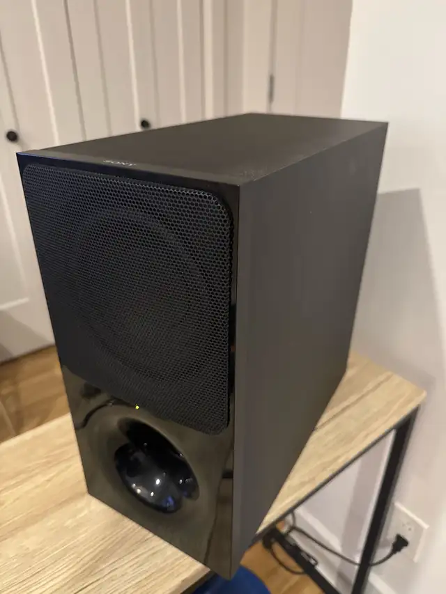 Kit Tv Sony Bravia 75”+Soundbar (w/Subwoofer) in TVs in City of Montréal - Image 5