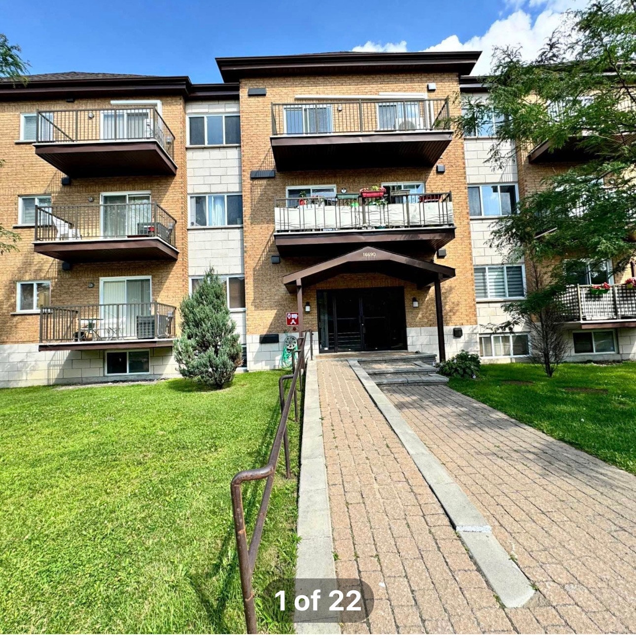 16690 Boul. de Pierrefonds — photo 1