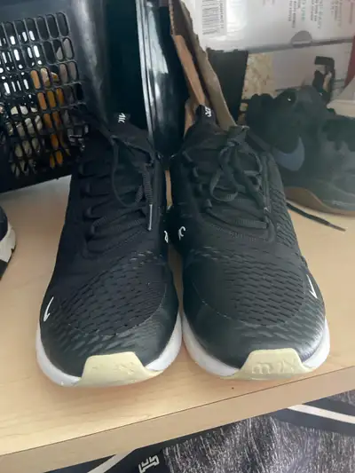 men’s Nike size 11, View more