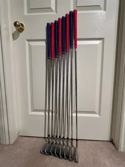 TaylorMade SIM 2 Max Irons 4-PW-AW, View more