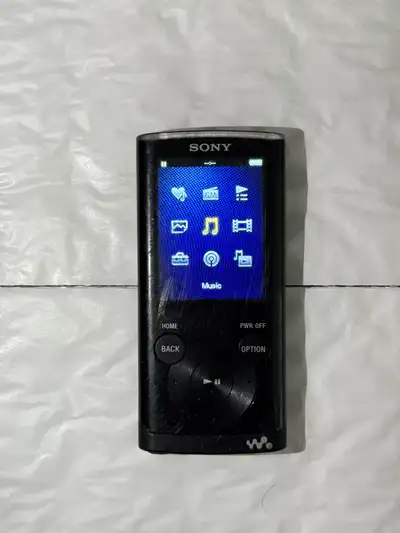 Sony DIGITAL MEDIA PLAYER NWZ-E354 8GB, View more