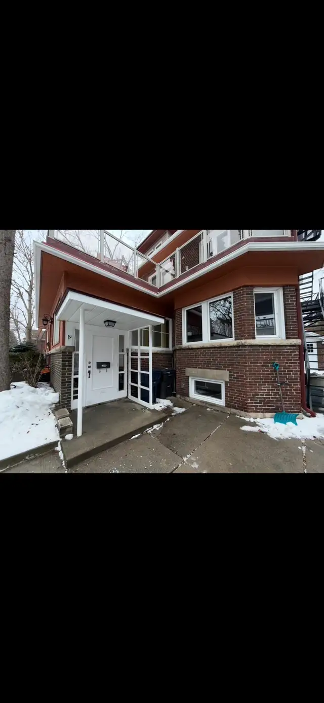 High Park Blvd-Roncesvalles Beautiful Spacious 1 Bdrm