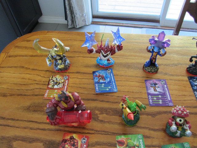 Skylanders Trap Team Figures Traps Cards PS4 Game in Sony Playstation 4 in Oakville / Halton Region - Image 2