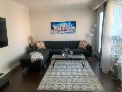 Offering a private room in a beautiful and cozy apartment