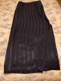 Long black skirt s