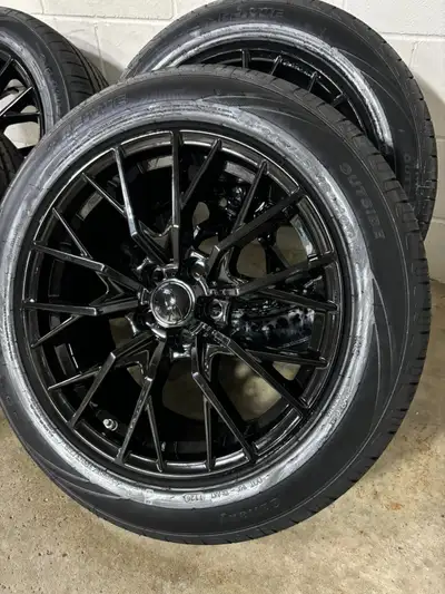 18” Lexus RX / Toyota Sienna / RAV4 Rims & Tires Upgrade your ride with this clean set of **18-inch...