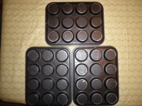 3 TFal Resistal Muffin Pans