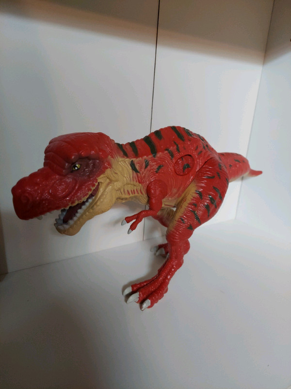 Lot de dinosaures avec livre de créatures  3D dans Jouets et jeux  à Longueuil/Rive Sud