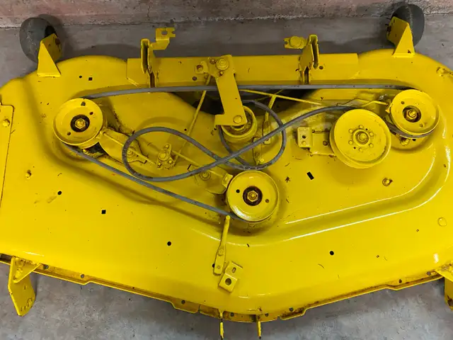 John Deere 48 in deck63235120510465122