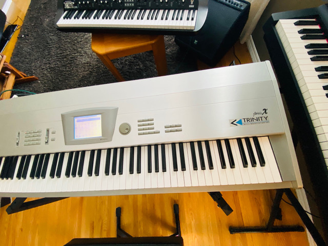 Korg Trinity v3 Pro X - 88 Fully Weighted Keys | Pianos
